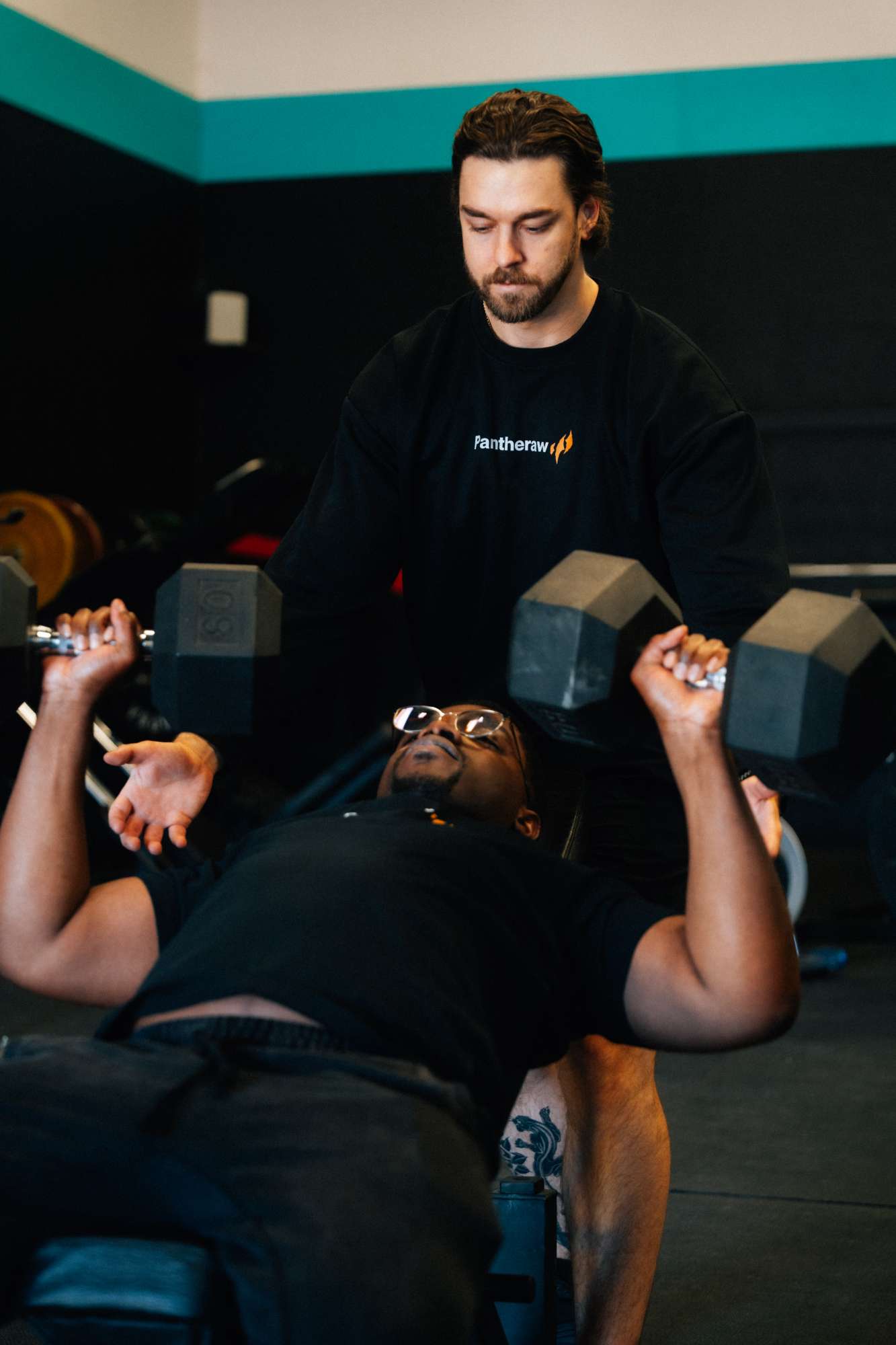 Vêtements de gym pour homme. - PANTHERAW